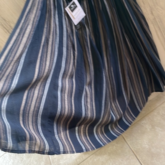 O’Neill cover up. - Picture 7 of 11